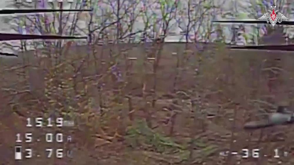  :   FPV-          