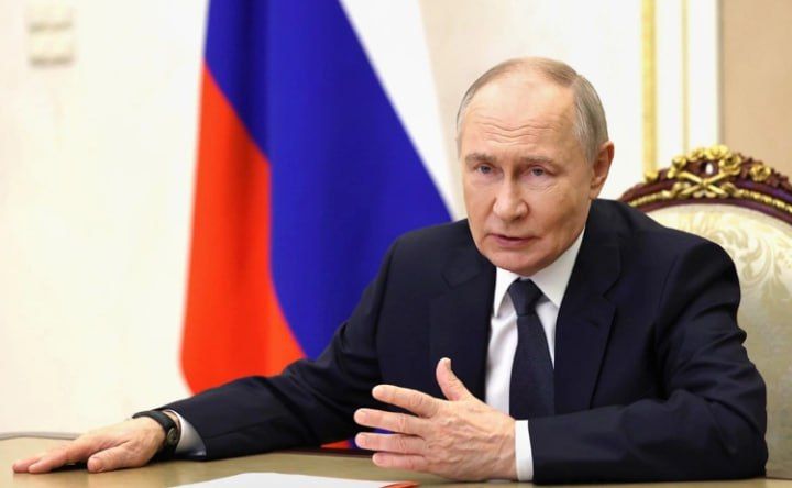 Необходимо разобраться с предложением Украины не бить по объектам гражданской инфраструктуры, заявил Путин