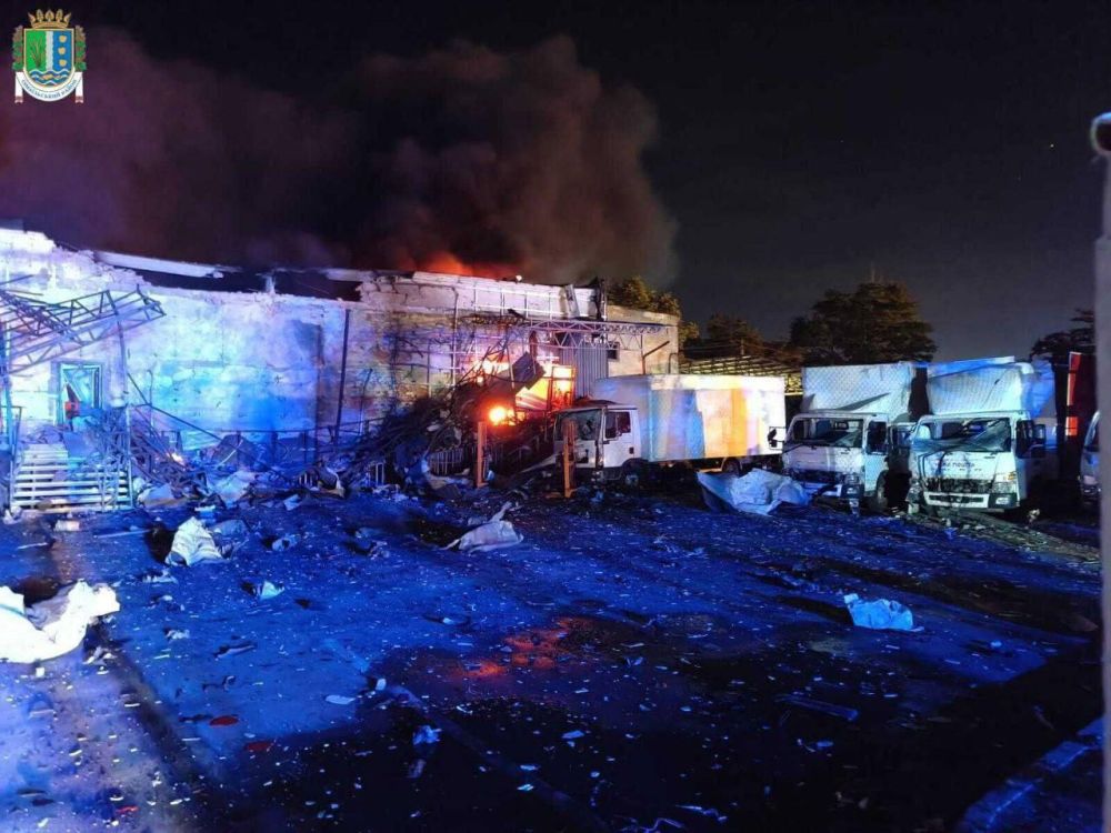 Массированная атака «Гераней»: Харьков в огне, «Новая Почта» снова под ударом Массированная атака «Гераней»: Харьков в огне, «Новая Почта» снова под ударом