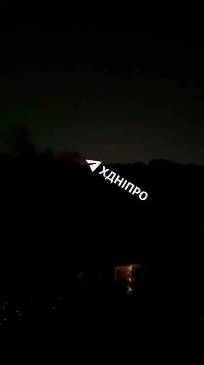 , , / :        