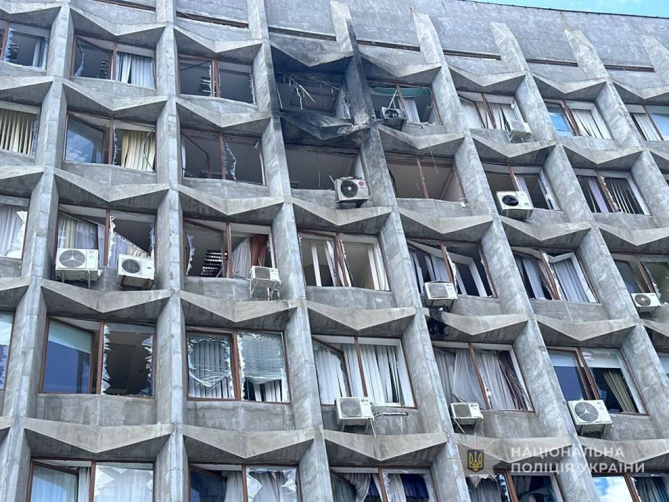 Алексей Живов: Герань якобы атаковала администрацию города Сумы Алексей Живов: Герань якобы атаковала администрацию города Сумы