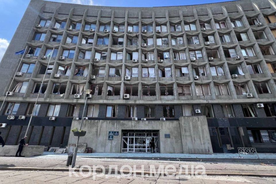 В Сумах нанесен очередной удар "Герани" по зданию обладминистрации