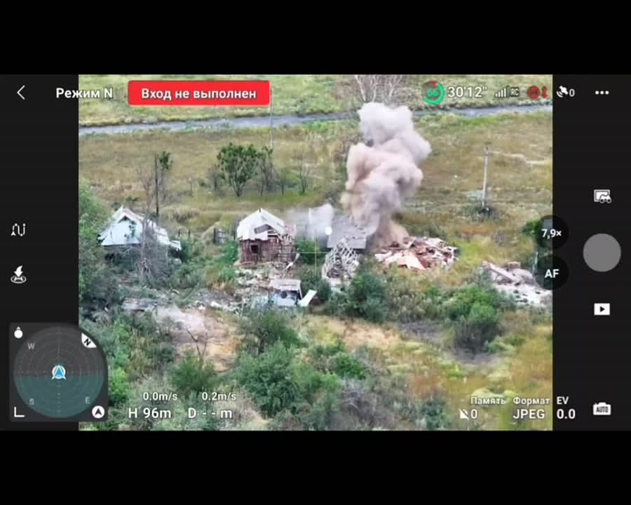 На приёме военнослужащие подразделения "РЭБовцы Севера"
