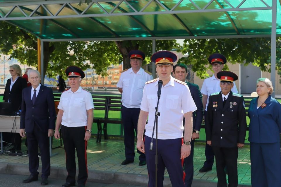 Руководитель СУ СК России по Краснодарскому краю торжественно открыл класс криминалистики в Курганинском казачьем кадетском корпусе Руководитель СУ СК России по Краснодарскому краю торжественно открыл класс криминалистики в Курганинском казачьем кадетском корпусе