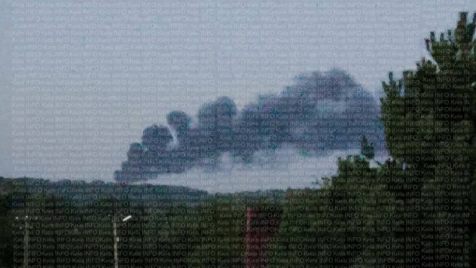 Серия взрывов после прилетов БПЛА прозвучала в Киевской области