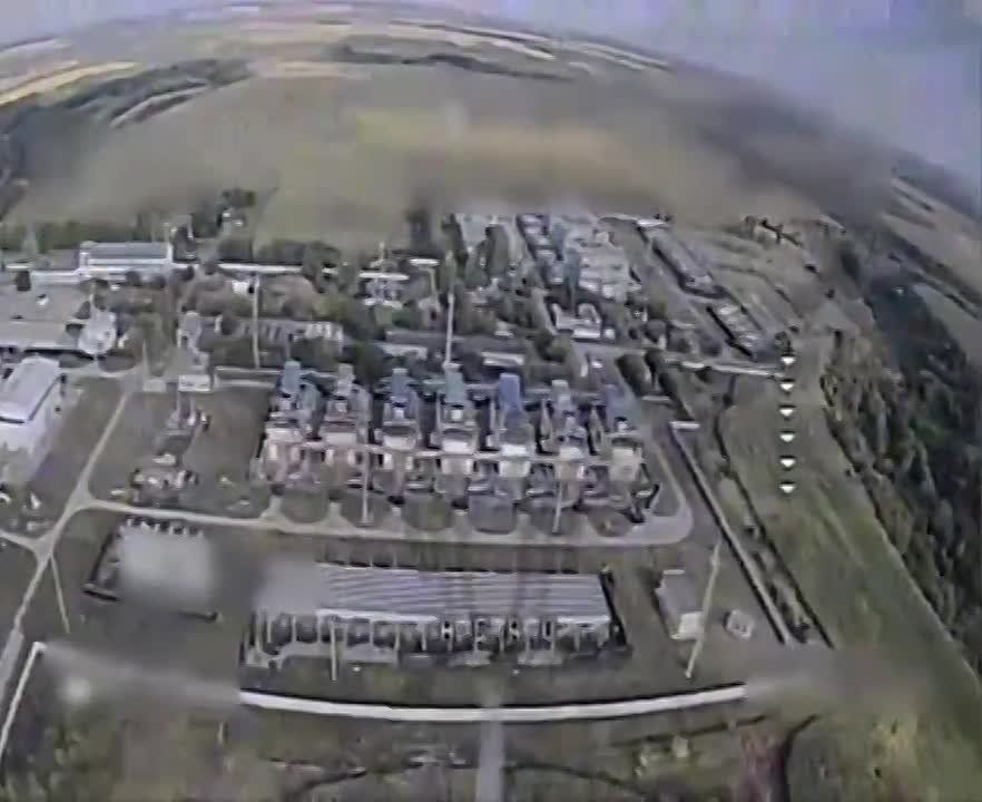 БПЛА центра «Рубикон» поразили газораспределительную станцию ВСУ вблизи Надьярного на сумском направлении, сообщило Минобороны