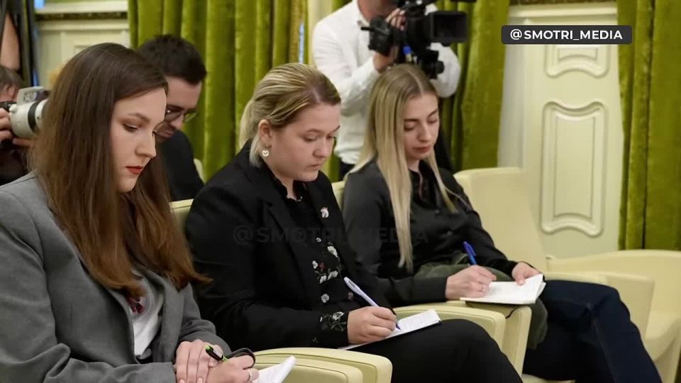 Сумское наступление провалилось, россияне перебросили силы на другое направление, но повсюду понесли большие потери — Зеленский