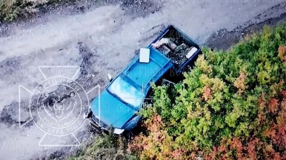 Воины Севера совместно подразделениями ФСБ РФ сожгли пикап ВСУ