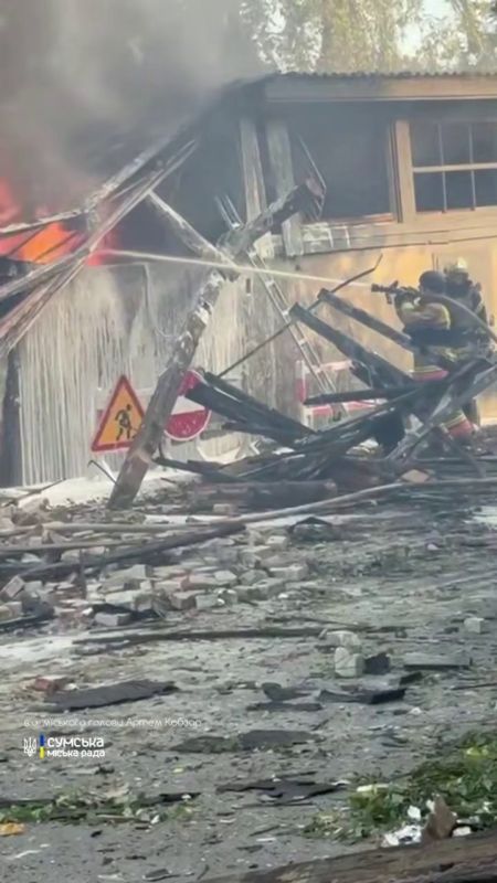 В Сумах раздались 4 взрыва, есть повреждения частного предприятия и домов