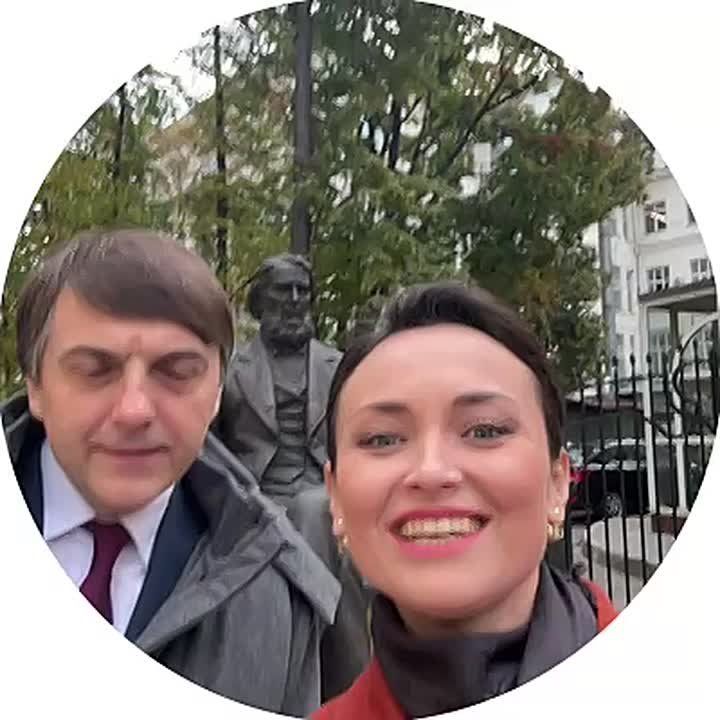 Кадры с 10 жителями Курской области, возвращенными из Сум, а также 10 россиянами, которых удерживали в специализированных учреждениях на Украине, показала Татьяна Москалькова