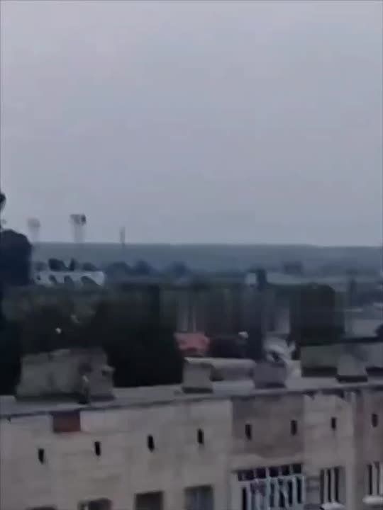 Прилеты наших "Гераней" по составу с топливом в Конотопе Сумской области