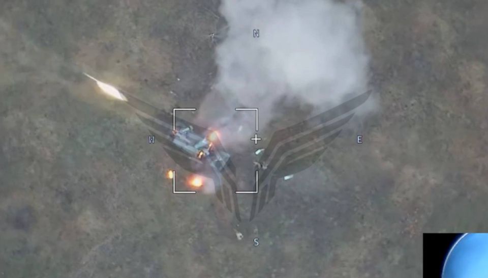 ����������� ������������� ����������� ������� ������ ��������� ����������� ��� �� ���� ��������� DAF � ������ ���������� ��� ������� 70-�� ����� APKWS � ������� �������