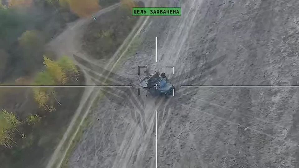 Сумское направление. 17 октября расчетом Zala Центра «Рубикон» был зафиксирован огонь зенитной установки, установленной на автомобиль Peugeot P4, а также живая сила ВСУ