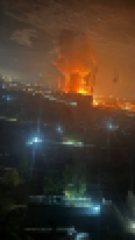 Минувшей ночью ВС РФ нанесли массированный удар по территории Украины Минувшей ночью ВС РФ нанесли массированный удар по территории Украины