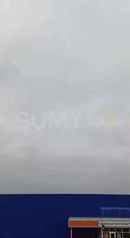 Юрий Баранчик: Момент прилета русского дрона "Италмас" в Сумах