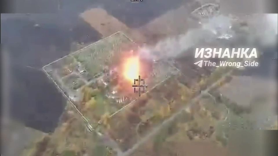 Удары дронов-камикадзе «Герань-2» с оптико-электронной системой по подстанции 330 кВ в Конотопе Сумской области