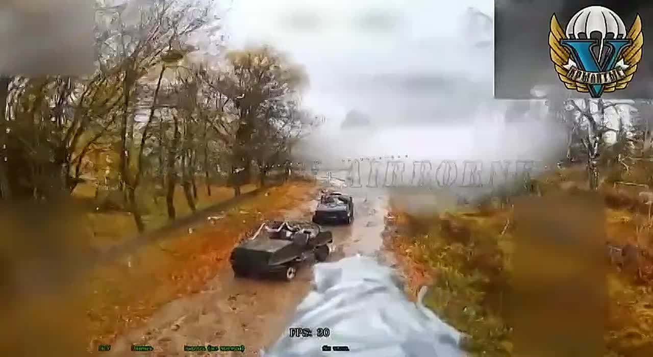 Сумская область: у Микол что-то случилось с машиной, и другие взяли ее на буксир