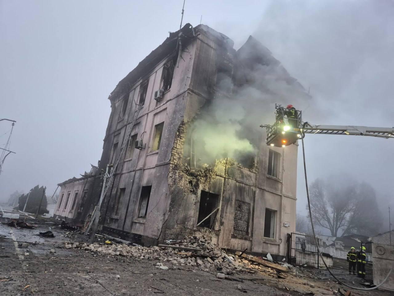 ВКС России и ракетные войска сегодня ночью нанесли мощные удары по военной и энергетической инфраструктуре Украины ВКС России и ракетные войска сегодня ночью нанесли мощные удары по военной и энергетической инфраструктуре Украины