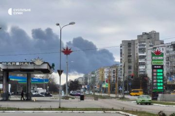 Власти Украины заявляют, что российская армия запустила по Сумской области гиперзвуковую ракету "Циркон"