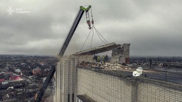 Последствия вчерашних ударов по Ахтырке в Сумской области