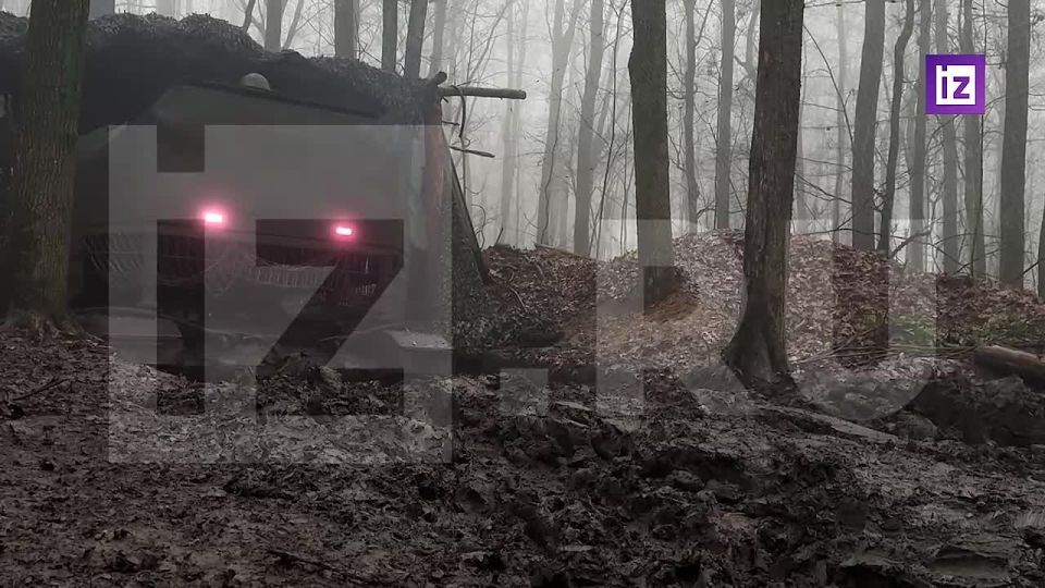 Экипажи тяжелых огнеметных систем "Солнцепек" группировки войск "Север" отодвигают боевиков ВСУ от границы Курской области, буквально выжигая позиции врагов, расположенные на территории украинской Сумской области