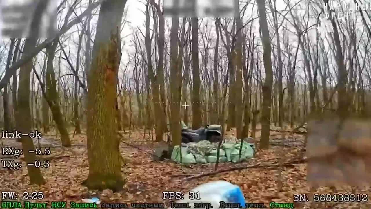 Операторы войск беспилотных систем группировки "Север" сорвали ротацию боевиков ВСУ и подвоз боеприпасов в Сумской области