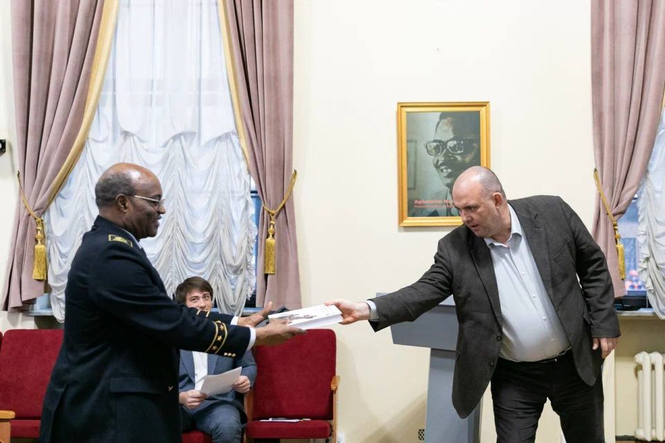 � ��������� ������ ��� ������ ������� � ����������� ������������� ��������� ����������� ��������� ����������������� �����-�������������� ������� ������������