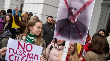 И слава Богу. Чайковского отвергла секта украинства