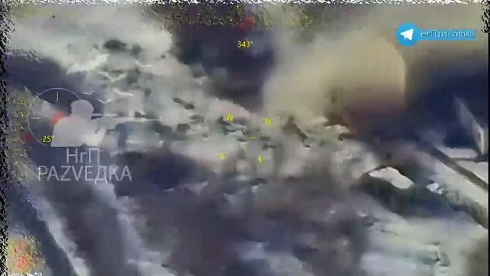 Бомбардировщик Су-34 уничтожил точным ударом цех сборки БПЛА ВСУ в г. Глухов