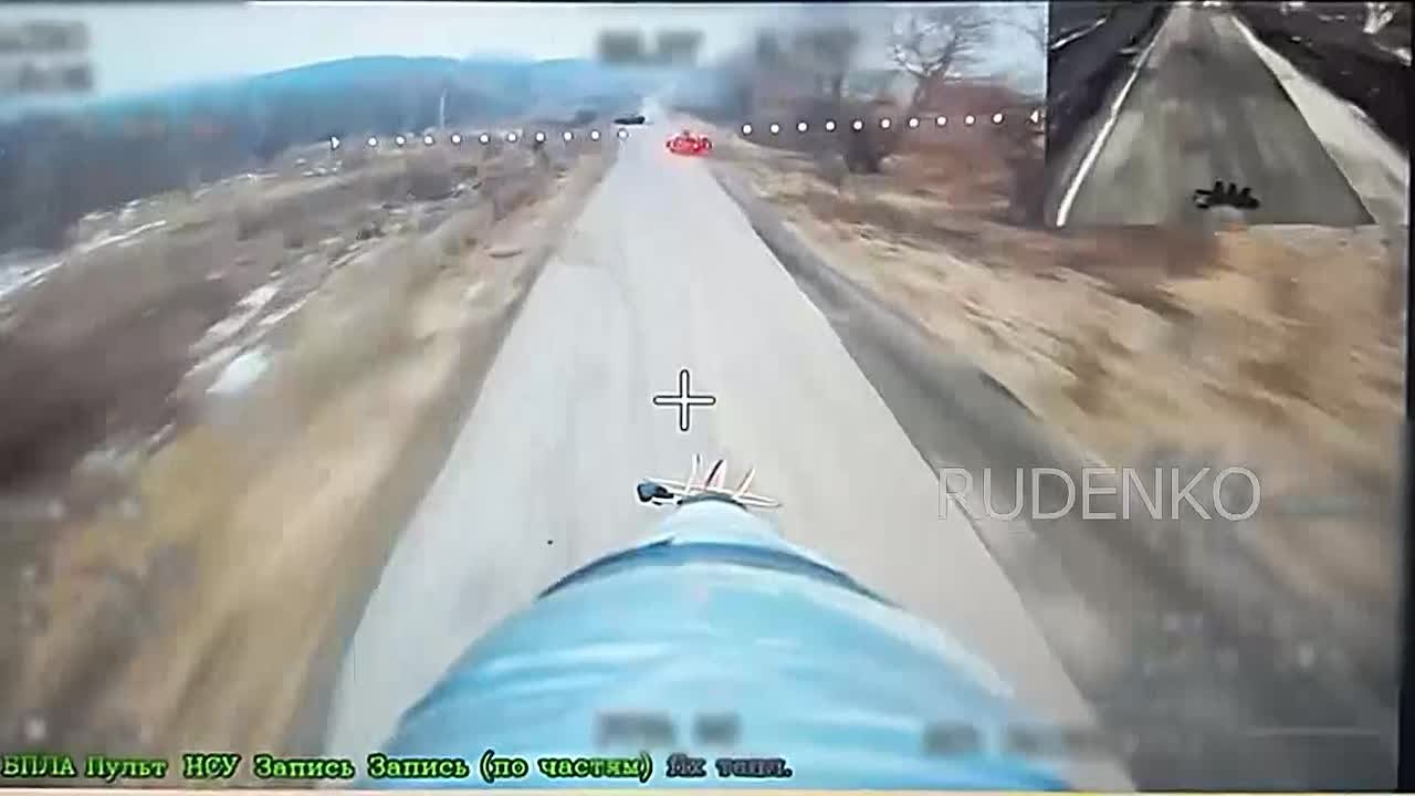 Андрей Руденко: Кадры уничтожения транспортных средств противника операторами войск беспилотных систем 41-й мотострелкового полка 44-го армейского корпуса группировки войск «Север» на Сумском направлении