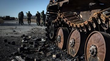 ВСУ потеряли колонну техники, пытаясь завести ее на фронт в Сумской области