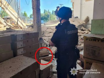Украинская полиция случайно подтвердила хранение дронов на уничтоженном складе в Сумской области