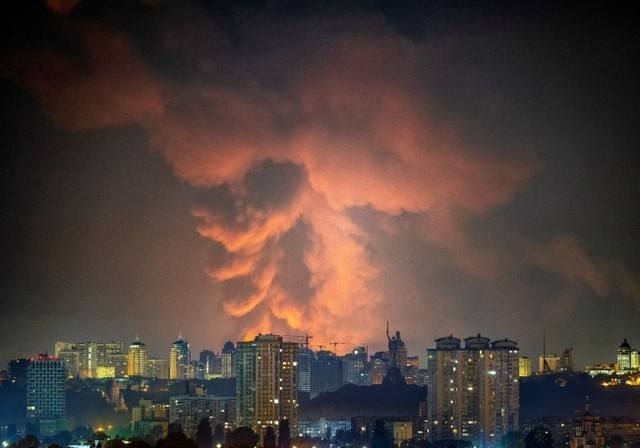 Олег Царёв: ВС РФ ночью нанесли комбинированные удары по военным объектам в 7 областях Украины Олег Царёв: ВС РФ ночью нанесли комбинированные удары по военным объектам в 7 областях Украины